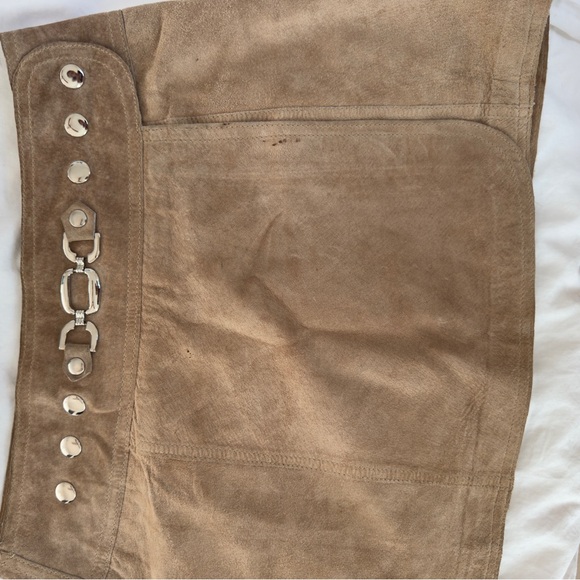 Vintage Bebe tan suede mini wrap skirt - Picture 3 of 7